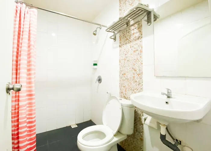 Duo Kuta By Lensa Hospitality 2* 勒吉安